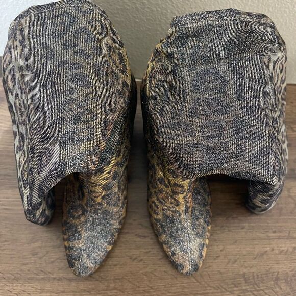 Sold - Picture 4 of 6